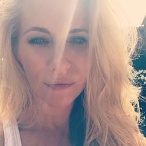 Meet your Posher, Kelli